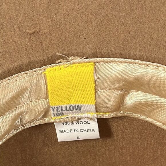 Beautiful Yellow 108 salvaged 💯 wool fedora hat camel colored. Small - Picture 9 of 16